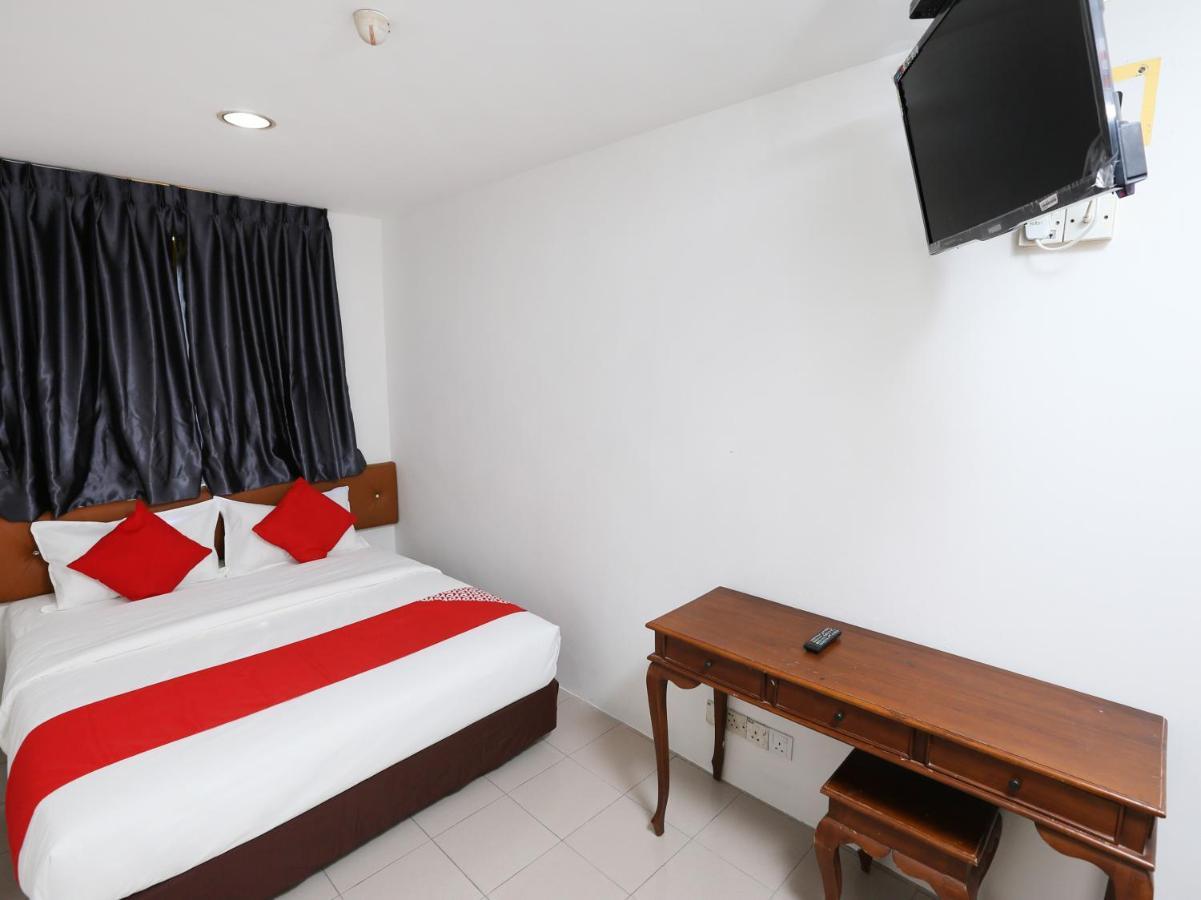 Oyo 89672 Eg Hotel Jj Johor Bahru Zewnętrze zdjęcie